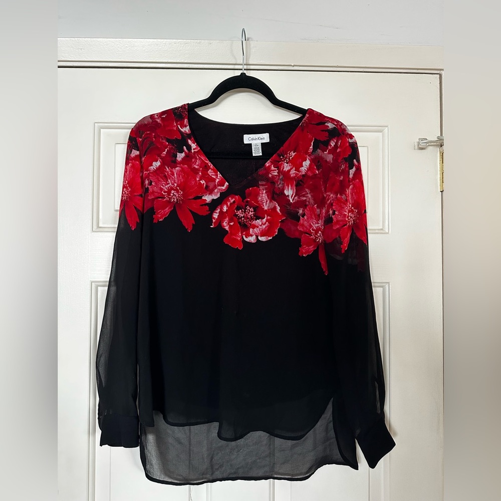 Long sleeve flour blouse